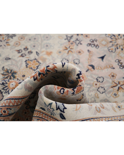 Heritage 6' 0" X 9' 0" Hand Knotted Wool Rug 6' 0" X 9' 0" (183 X 274) / Ivory / Wool