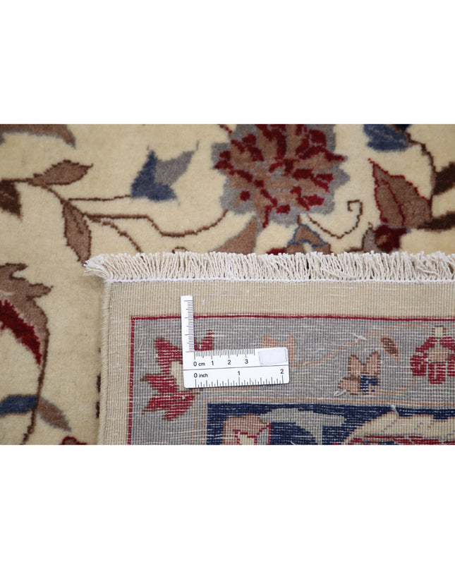 Heritage 5' 0" X 7' 5" Hand Knotted Wool Rug 5' 0" X 7' 5" (152 X 226) / Ivory / Wool