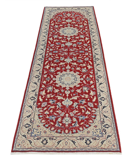 Heritage 2' 6" X 7' 11" Hand Knotted Wool Rug 2' 6" X 7' 11" (76 X 241) / Red / Wool