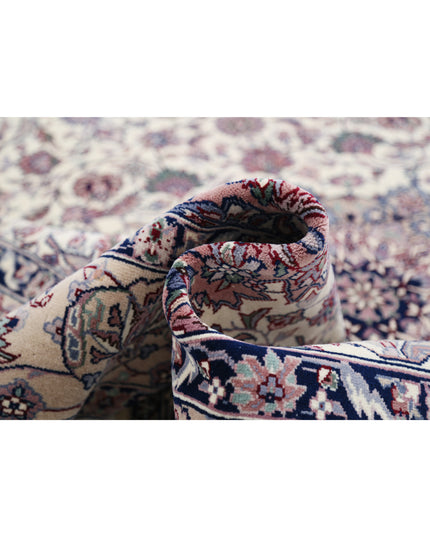 Heritage 5' 9" X 6' 8" Hand Knotted Wool Rug 5' 9" X 6' 8" (175 X 203) / Ivory / Wool