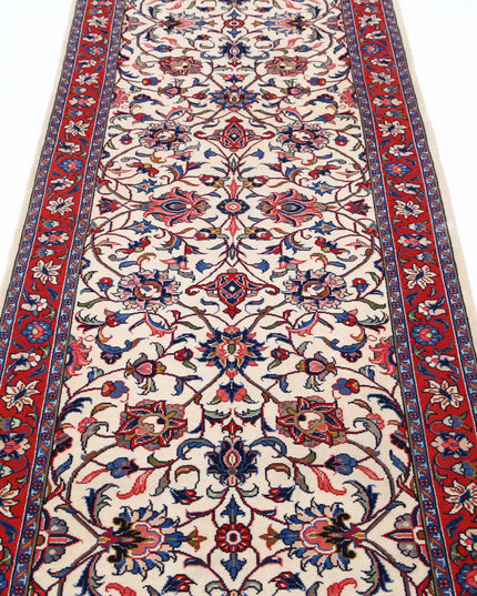 Heritage 2' 10" X 17' 7" Hand Knotted Wool Rug 2' 10" X 17' 7" (86 X 536) / Ivory / Wool