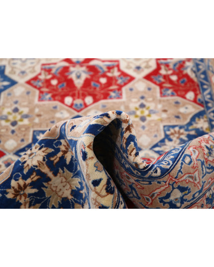 Heritage 3' 10" X 9' 4" Hand Knotted Wool Rug 3' 10" X 9' 4" (117 X 284) / Red / Wool