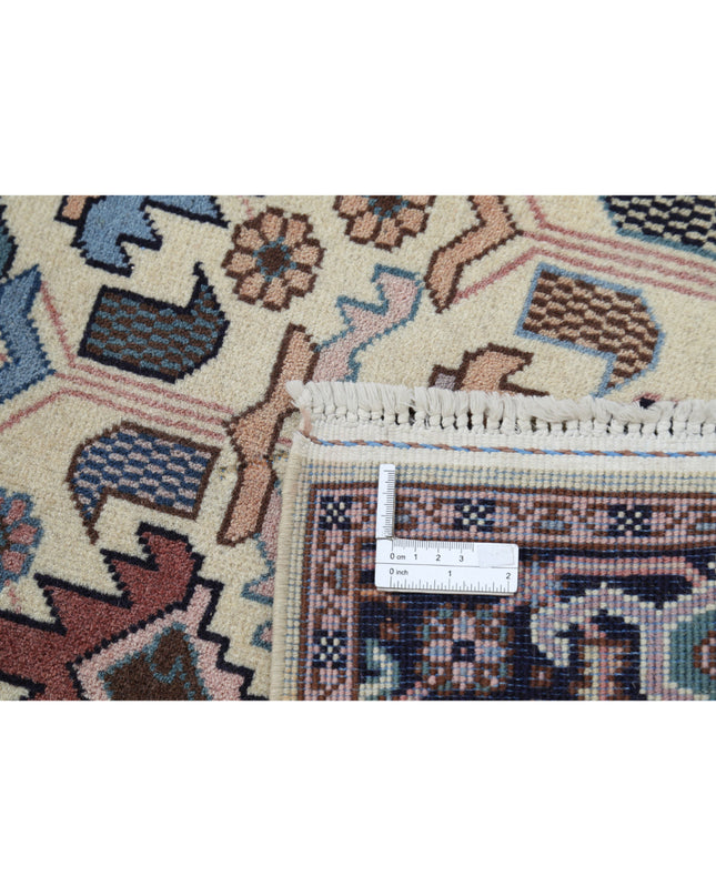Heritage 2' 8" X 13' 7" Hand Knotted Wool Rug 2' 8" X 13' 7" (81 X 414) / Beige / Wool