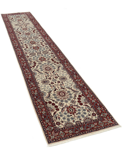 Heritage 2' 6" X 12' 0" Hand Knotted Wool Rug 2' 6" X 12' 0" (76 X 366) / Ivory / Wool