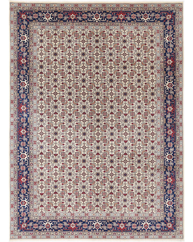 Heritage 8' 3" X 11' 4" Hand Knotted Wool Rug 8' 3" X 11' 4" (251 X 345) / Ivory / Wool