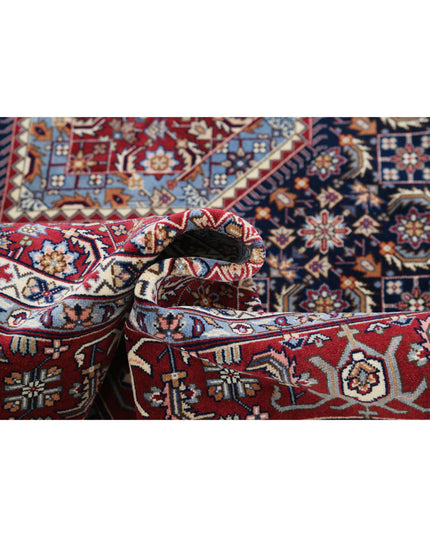 Heritage 6' 5" X 6' 6" Hand Knotted Wool Rug 6' 5" X 6' 6" (196 X 198) / Blue / Wool