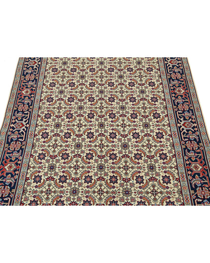 Heritage 4' 0" X 6' 1" Hand Knotted Wool Rug 4' 0" X 6' 1" (122 X 185) / Ivory / Wool