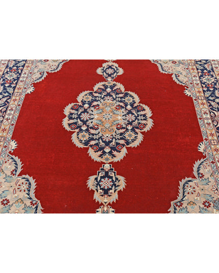 Heritage 6' 0" X 8' 11" Hand Knotted Wool Rug 6' 0" X 8' 11" (183 X 272) / Red / Wool