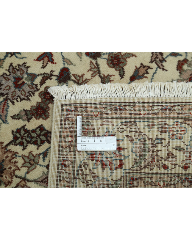 Heritage 2' 6" X 11' 11" Hand Knotted Wool Rug 2' 6" X 11' 11" (76 X 363) / Ivory / Wool