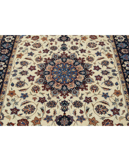 Heritage 4' 11" X 7' 10" Hand Knotted Wool Rug 4' 11" X 7' 10" (150 X 239) / Ivory / Wool