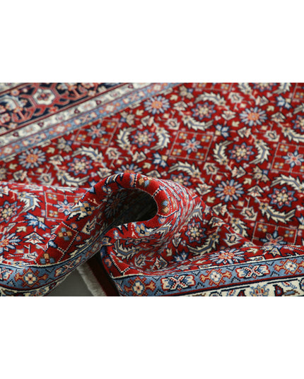 Heritage 4' 11" X 7' 11" Hand Knotted Wool Rug 4' 11" X 7' 11" (150 X 241) / Red / Wool