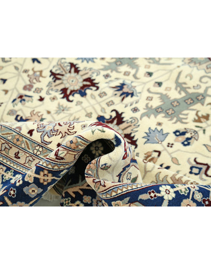 Heritage 8' 9" X 9' 11" Hand Knotted Wool Rug 8' 9" X 9' 11" (267 X 302) / Ivory / Wool