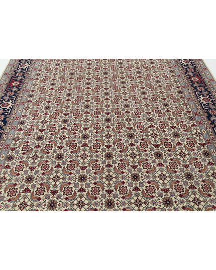 Heritage 8' 0" X 9' 11" Hand Knotted Wool Rug 8' 0" X 9' 11" (244 X 302) / Ivory / Wool