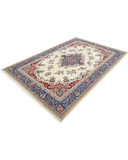 Heritage 6' 0" X 8' 11" Hand Knotted Wool Rug 6' 0" X 8' 11" (183 X 272) / Ivory / Wool