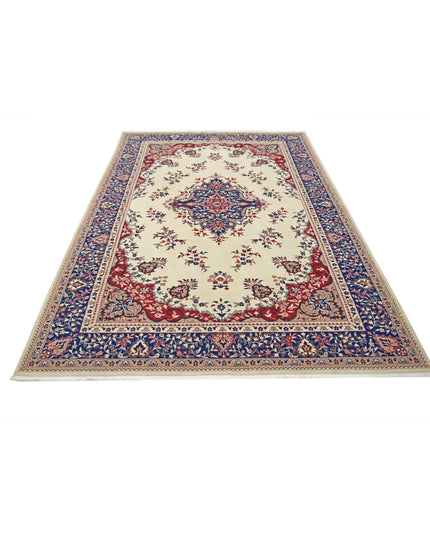 Heritage 6' 0" X 8' 11" Hand Knotted Wool Rug 6' 0" X 8' 11" (183 X 272) / Ivory / Wool