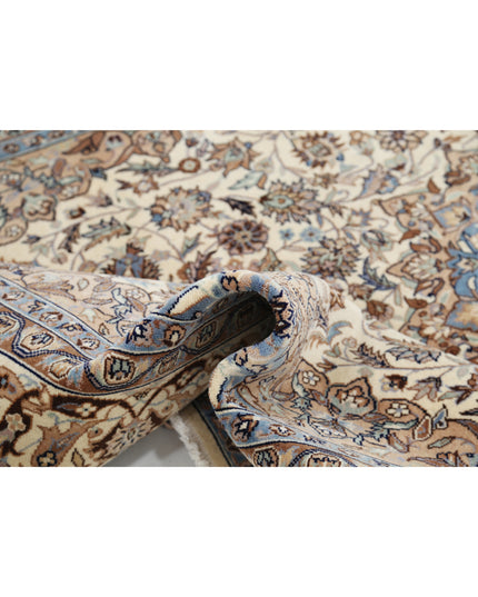 Heritage 6' 1" X 8' 11" Hand Knotted Wool Rug 6' 1" X 8' 11" (185 X 272) / Ivory / Wool