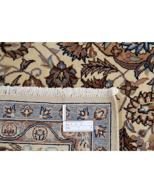 Heritage 6' 1" X 8' 11" Hand Knotted Wool Rug 6' 1" X 8' 11" (185 X 272) / Ivory / Wool