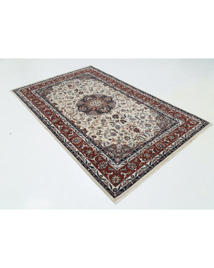 Heritage 5' 1" X 8' 0" Hand Knotted Wool Rug 5' 1" X 8' 0" (155 X 244) / Ivory / Wool