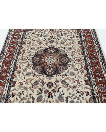 Heritage 5' 1" X 8' 0" Hand Knotted Wool Rug 5' 1" X 8' 0" (155 X 244) / Ivory / Wool