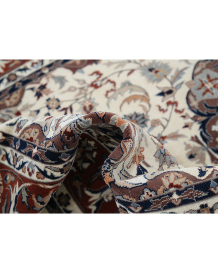 Heritage 5' 1" X 8' 0" Hand Knotted Wool Rug 5' 1" X 8' 0" (155 X 244) / Ivory / Wool