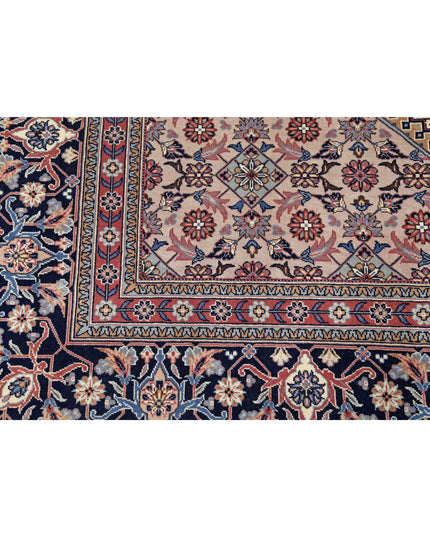 Heritage 7' 11" X 10' 10" Hand Knotted Wool Rug 7' 11" X 10' 10" (241 X 330) / Ivory / Wool