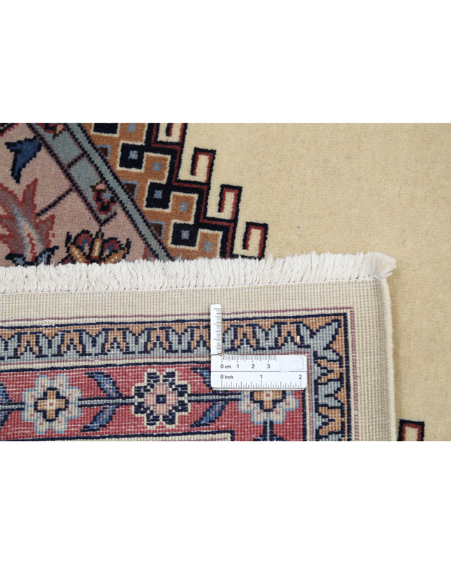 Heritage 7' 11" X 10' 10" Hand Knotted Wool Rug 7' 11" X 10' 10" (241 X 330) / Ivory / Wool