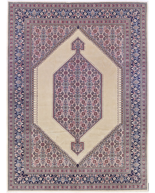 Heritage 7' 11" X 10' 10" Hand Knotted Wool Rug 7' 11" X 10' 10" (241 X 330) / Ivory / Wool