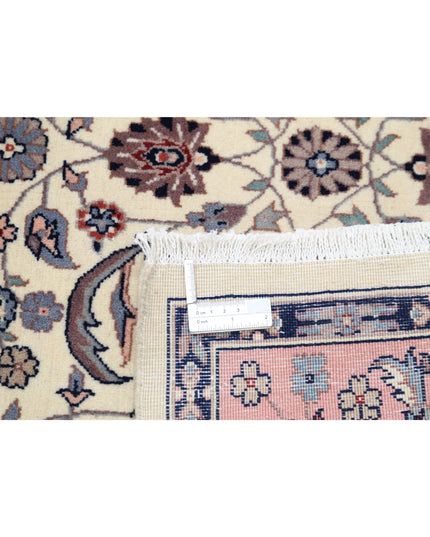 Heritage 4' 1" X 6' 1" Hand Knotted Wool Rug 4' 1" X 6' 1" (124 X 185) / Ivory / Wool