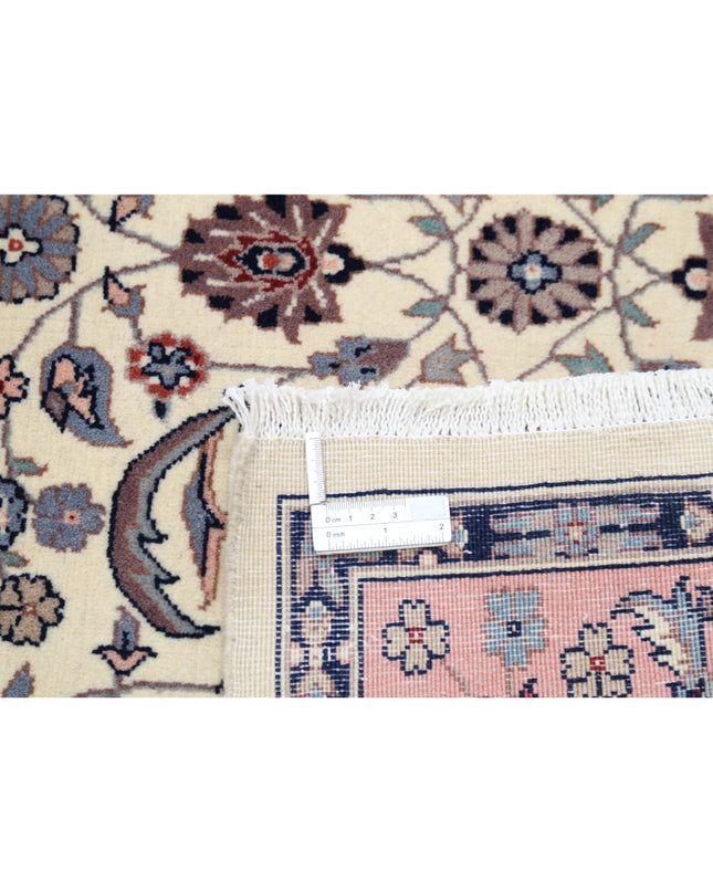 Heritage 4' 1" X 6' 1" Hand Knotted Wool Rug 4' 1" X 6' 1" (124 X 185) / Ivory / Wool