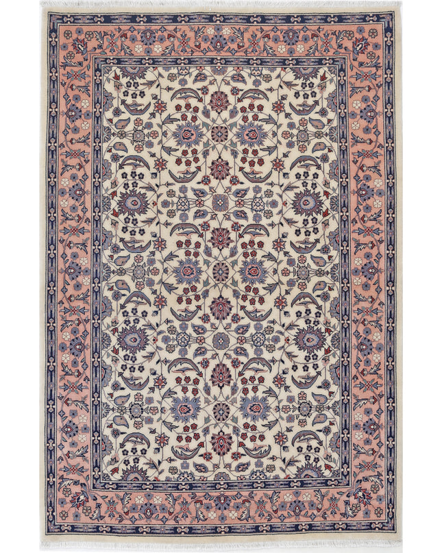 Heritage 4' 1" X 6' 1" Hand Knotted Wool Rug 4' 1" X 6' 1" (124 X 185) / Ivory / Wool