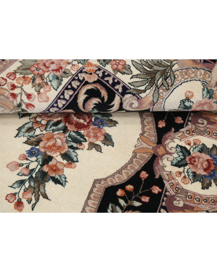 Heritage 3' 10" X 5' 10" Hand Knotted Wool Rug 3' 10" X 5' 10" (117 X 178) / Ivory / Wool