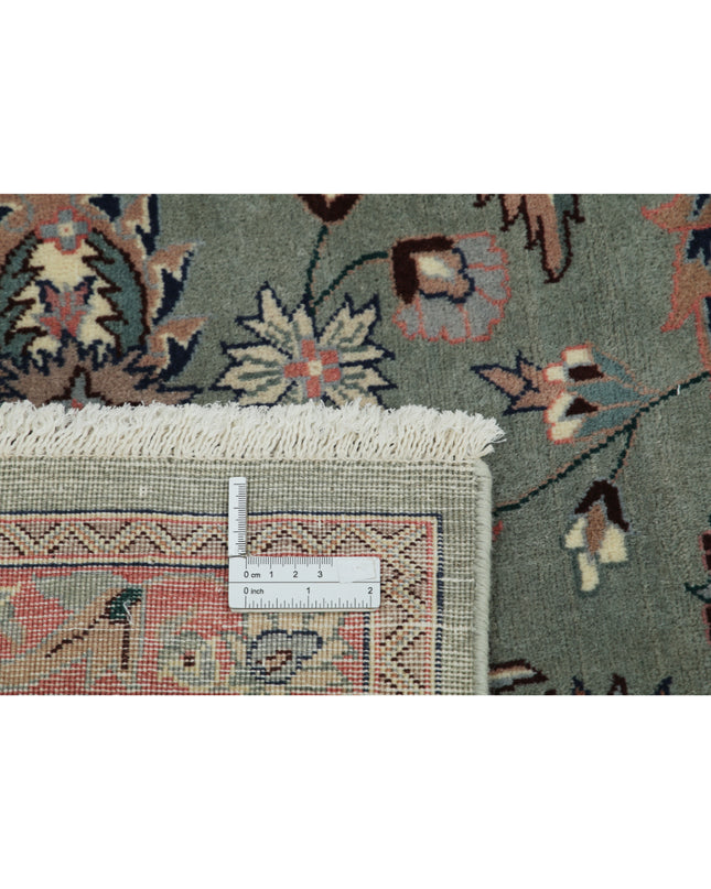Heritage 7' 10" X 10' 0" Hand Knotted Wool Rug 7' 10" X 10' 0" (239 X 305) / Green / Wool