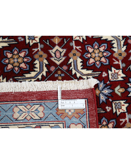 Heritage 8' 1" X 11' 6" Hand Knotted Wool Rug 8' 1" X 11' 6" (246 X 351) / Red / Wool