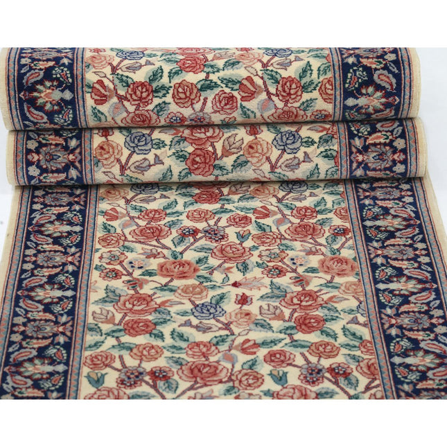 Heritage 2' 7" X 17' 9" Wool Hand-Knotted Rug 2' 7" X 17' 9" (79 X 541) / Ivory / Blue