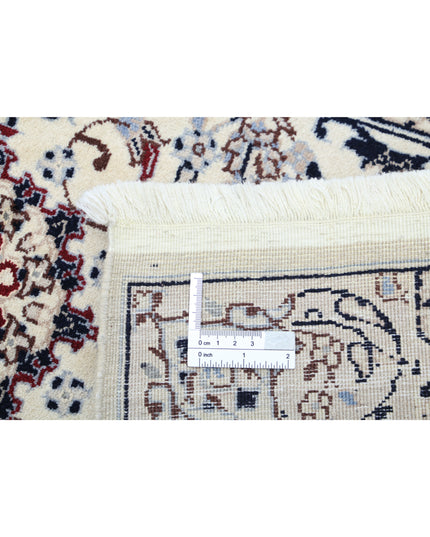Heritage 2' 0" X 3' 10" Hand Knotted Wool & Silk Rug 2' 0" X 3' 10" (61 X 117) / Ivory / Wool & Silk