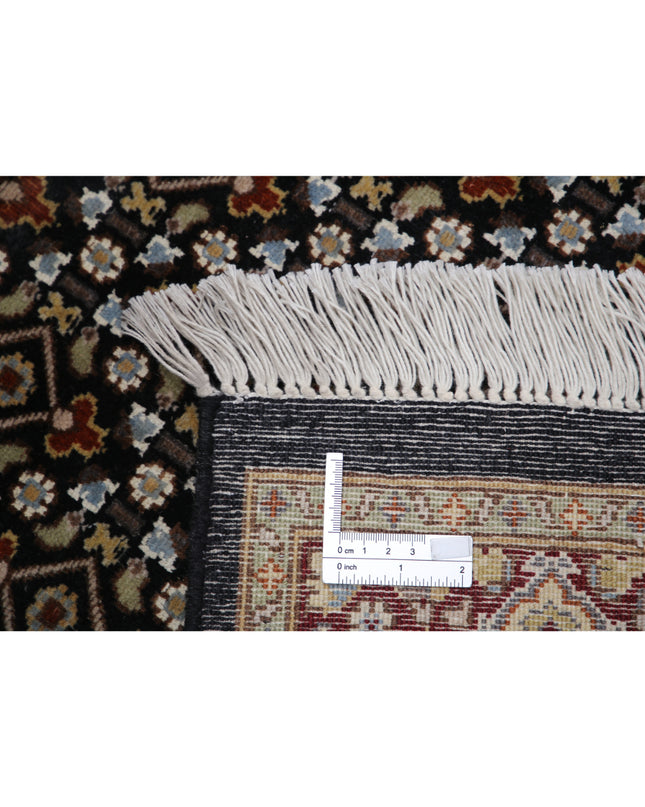 Heritage 2' 6" X 10' 4" Hand Knotted Wool & Silk Rug 2' 6" X 10' 4" (76 X 315) / Black / Wool & Silk