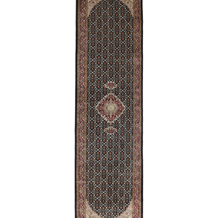 Heritage 2' 6" X 10' 4" Hand Knotted Wool & Silk Rug 2' 6" X 10' 4" (76 X 315) / Black / Wool & Silk