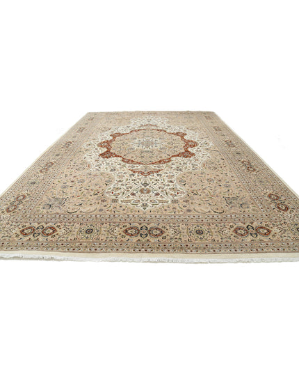 Heritage 12' 0" X 17' 10" Hand Knotted Wool & Silk Rug 12' 0" X 17' 10" (366 X 543) / Ivory / Wool & Silk