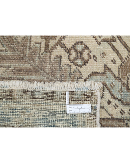 Heriz 6' 10" X 8' 4" Hand Knotted Wool Rug 6' 10" X 8' 4" (208 X 254) / Ivory / Wool