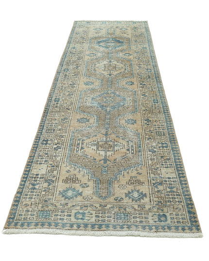 Heriz 3' 2" X 10' 6" Hand Knotted Wool Rug 3' 2" X 10' 6" (97 X 320) / Taupe / Wool