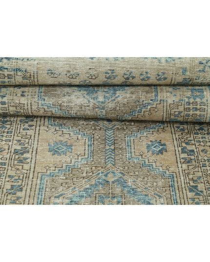 Heriz 3' 2" X 10' 6" Hand Knotted Wool Rug 3' 2" X 10' 6" (97 X 320) / Taupe / Wool