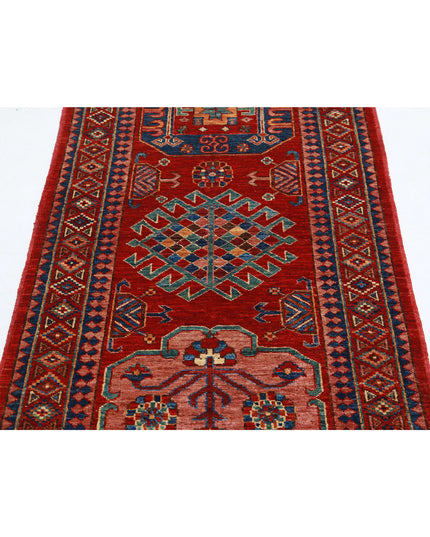 Humna 2' 10" X 5' 10" Hand Knotted Wool Rug 2' 10" X 5' 10" (86 X 178) / Red / Wool