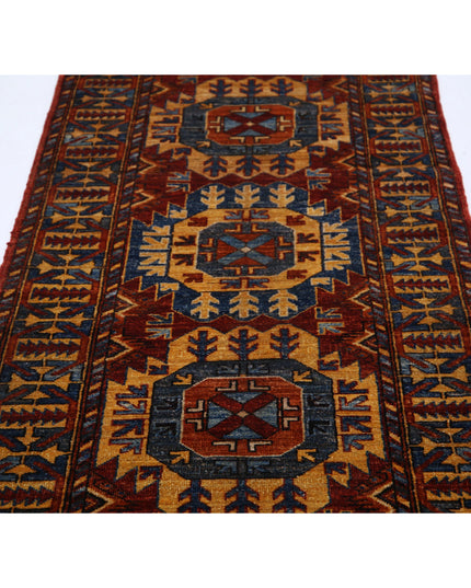 Humna 2' 10" X 9' 5" Hand Knotted Wool Rug 2' 10" X 9' 5" (86 X 287) / Red / Wool
