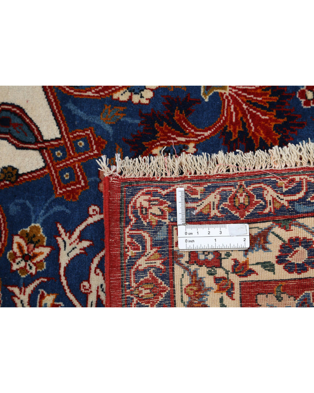 Isfahan 10' 3" X 14' 7" Hand Knotted Wool Rug 10' 3" X 14' 7" (312 X 444) / Ivory / Wool