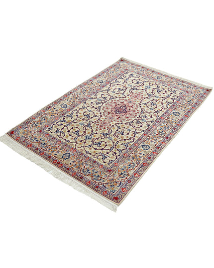 Isfahan 3' 7" X 5' 3" Hand Knotted Wool & Silk Rug 3' 7" X 5' 3" (109 X 160) / Ivory / Wool & Silk