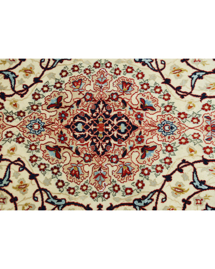 Isfahan 3' 7" X 5' 3" Hand Knotted Wool & Silk Rug 3' 7" X 5' 3" (109 X 160) / Ivory / Wool & Silk
