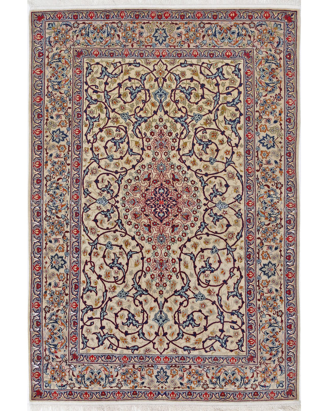 Isfahan 3' 7" X 5' 3" Hand Knotted Wool & Silk Rug 3' 7" X 5' 3" (109 X 160) / Ivory / Wool & Silk