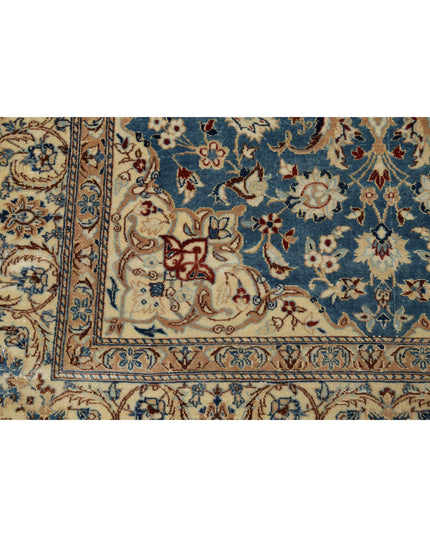 Isfahan 3' 5" X 5' 2" Hand Knotted Wool & Silk Rug 3' 5" X 5' 2" (104 X 158) / Blue / Wool & Silk