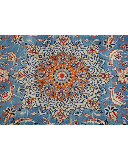 Isfahan 3' 6" X 5' 4" Hand Knotted Wool & Silk Rug 3' 6" X 5' 4" (107 X 162) / Blue / Wool & Silk