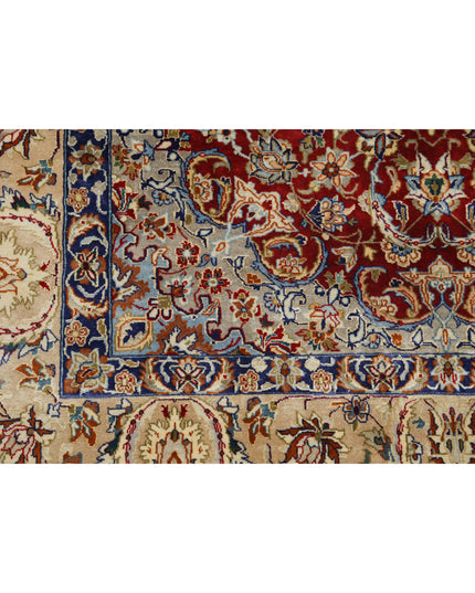 Isfahan 3' 7" X 5' 8" Hand Knotted Wool & Silk Rug 3' 7" X 5' 8" (109 X 173) / Red / Wool & Silk